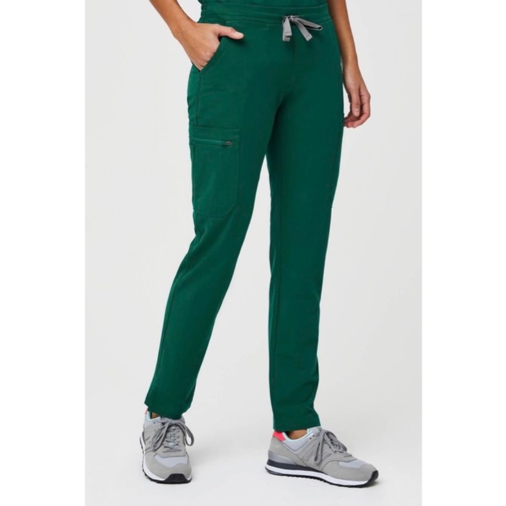 Figs Hunter Green Yola™ - Skinny Scrub Pants